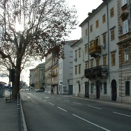 Ribarska Apartment